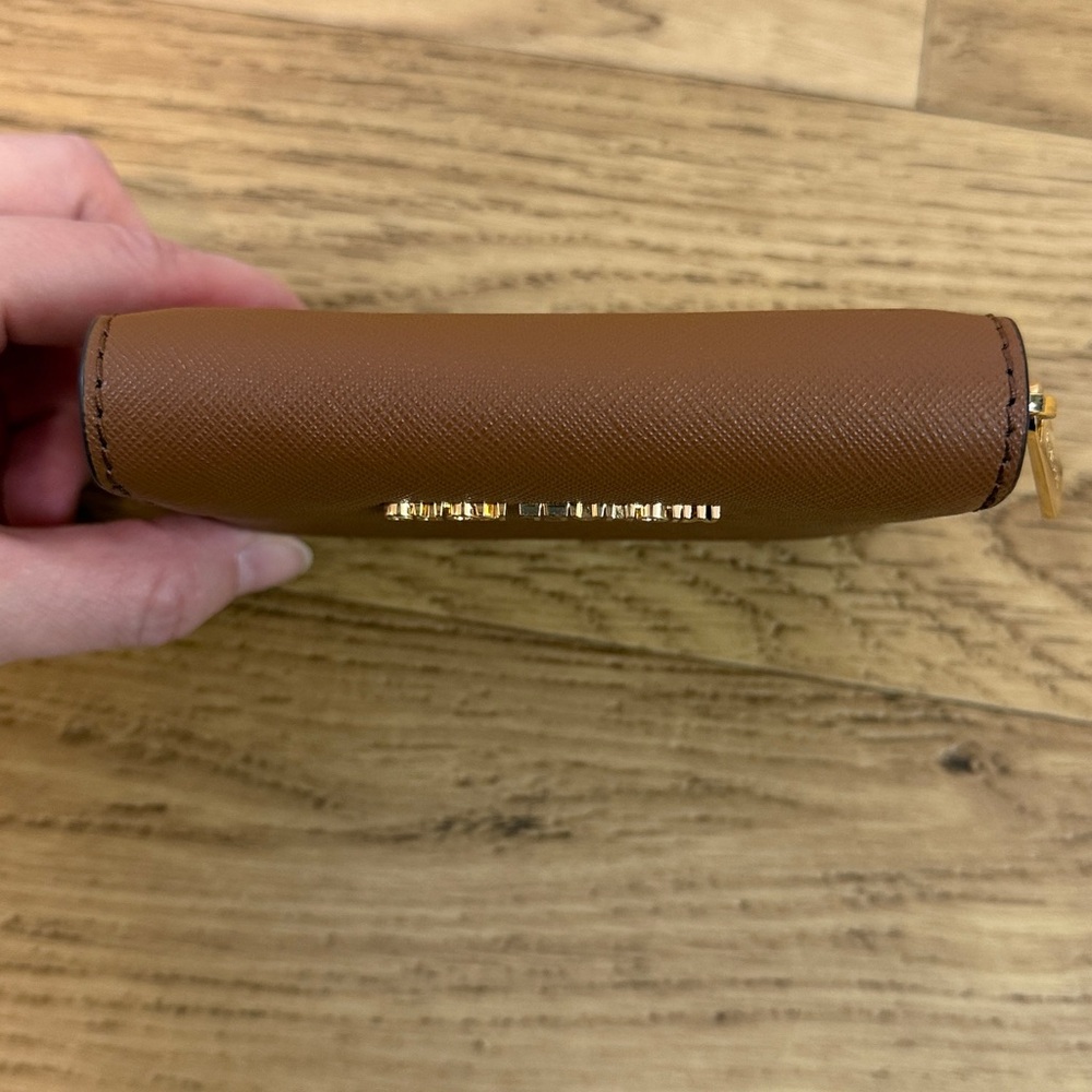 Michael Kors small wallet - Picture 8 of 11